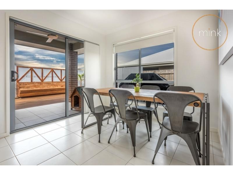 22 Coral Crescent, BELLS REACH, Caloundra West QLD 4551