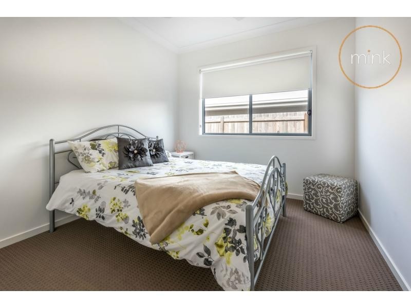 22 Coral Crescent, BELLS REACH, Caloundra West QLD 4551