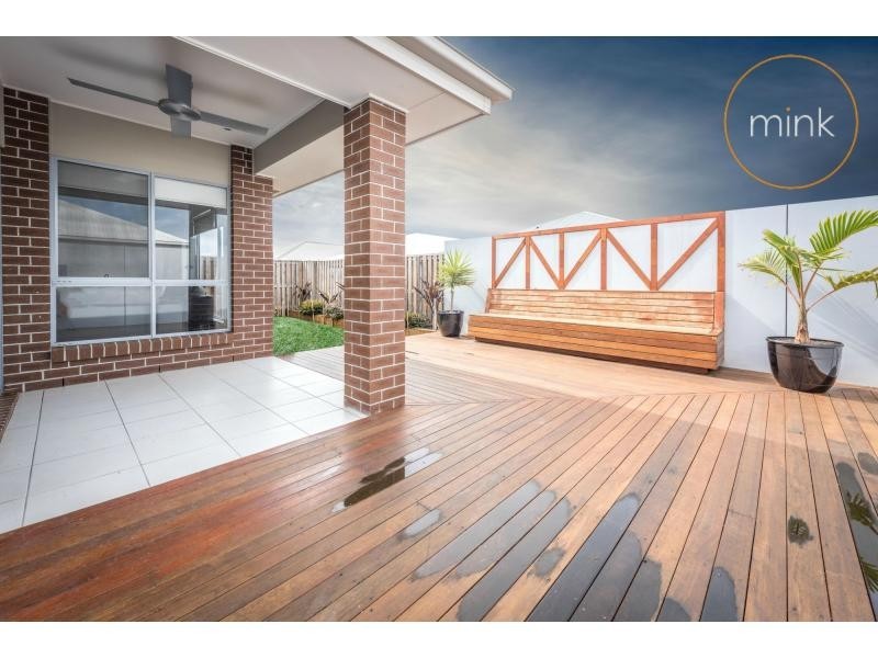 22 Coral Crescent, BELLS REACH, Caloundra West QLD 4551