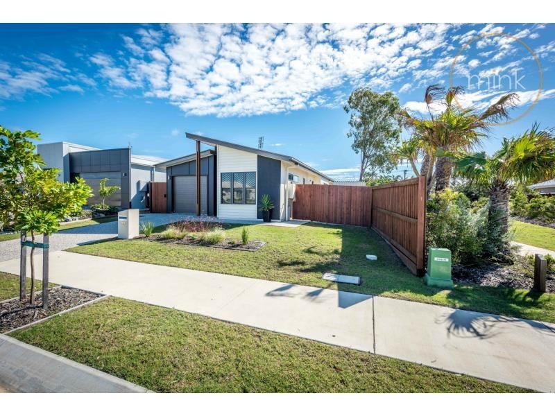 30 Calder Crescent, BRIGHTWATER, Mountain Creek QLD 4557