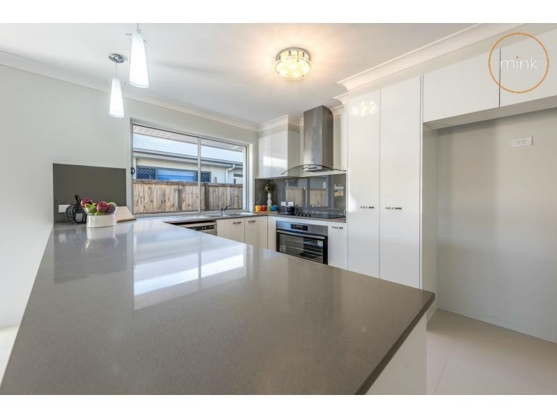 4 Banks Crescent, AURA, Caloundra West QLD 4551