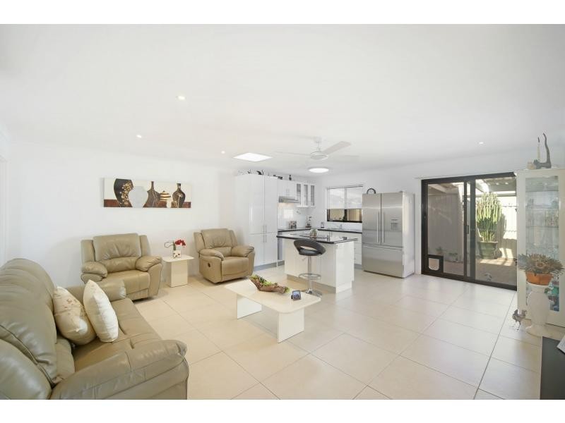 5/10 Melody Court , The Palms, Warana QLD 4575