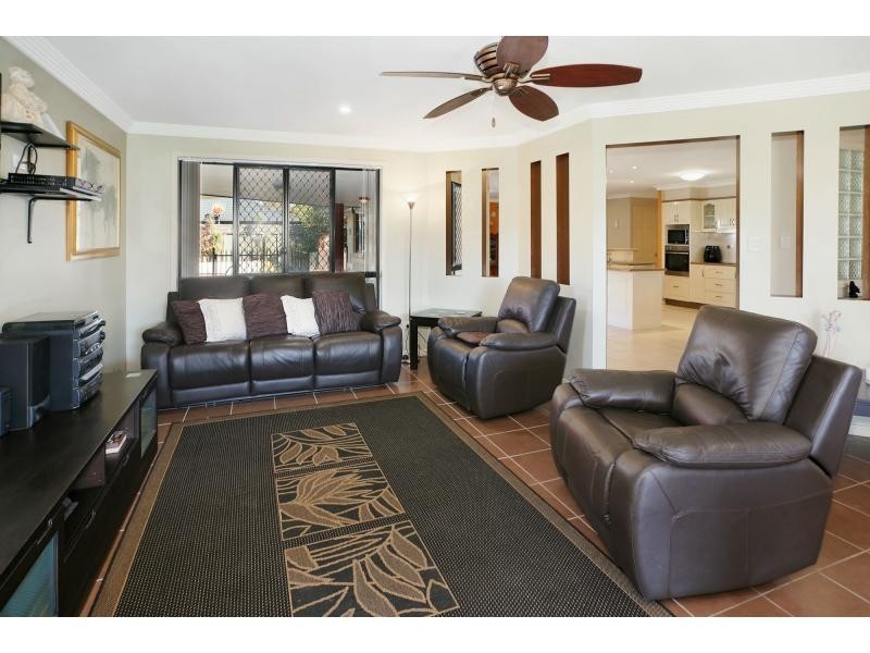 12 Lang Street, Pelican Waters QLD 4551