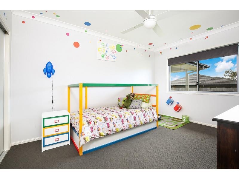 25 Pumicestone Way, Mountain Creek QLD 4557