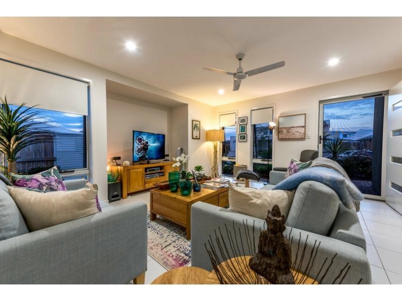 21 Kite Street, Mountain Creek QLD 4557