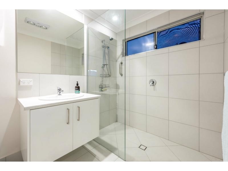 21 Kite Street, Mountain Creek QLD 4557