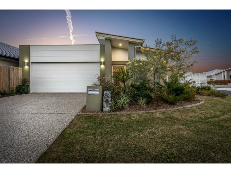 21 Kite Street, Mountain Creek QLD 4557