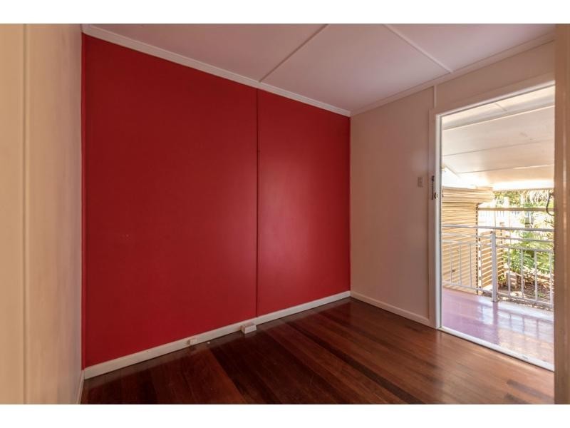 27 Taylor Avenue, Golden Beach QLD 4551