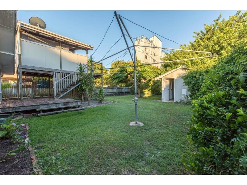 27 Taylor Avenue, Golden Beach QLD 4551