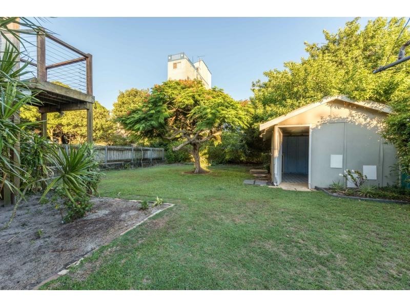 27 Taylor Avenue, Golden Beach QLD 4551