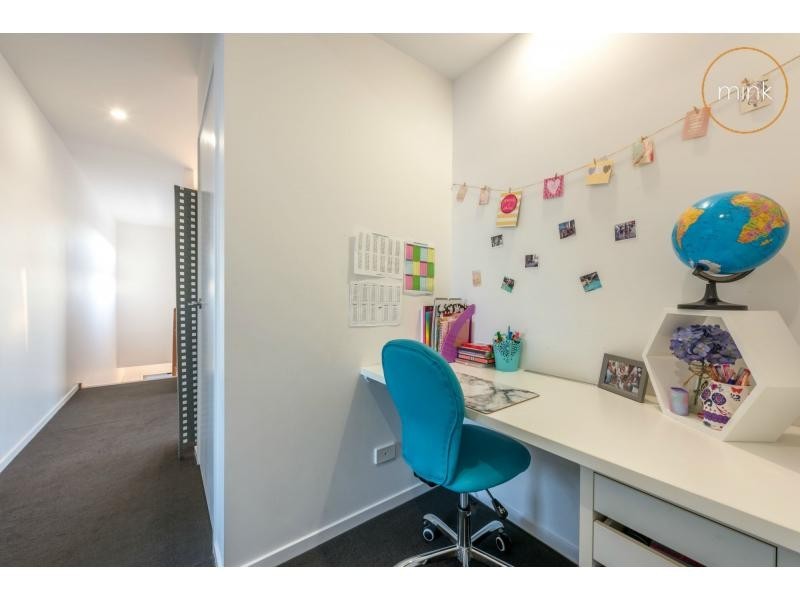1/1 Stradbroke Street, BRIGHTWATER, Mountain Creek QLD 4557
