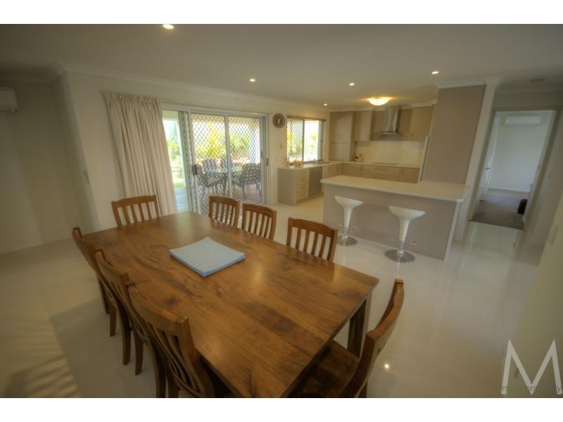 25 LARK CIRCUIT, BRIGHTWATER, Mountain Creek QLD 4557