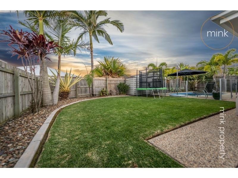 7 Myrtle Place, Brightwater, Mountain Creek QLD 4557