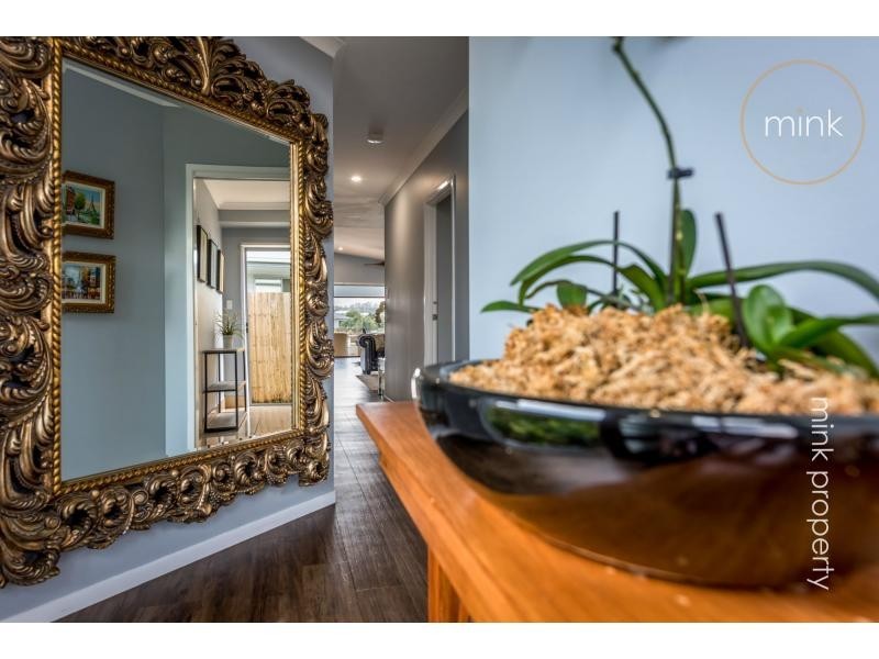 31 Panama Crescent, BRIGHTWATER, Mountain Creek QLD 4557