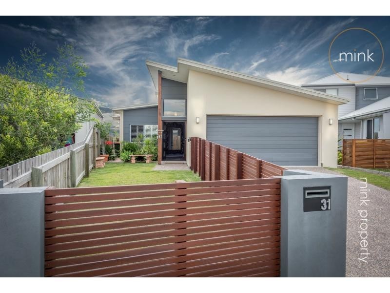 31 Panama Crescent, BRIGHTWATER, Mountain Creek QLD 4557