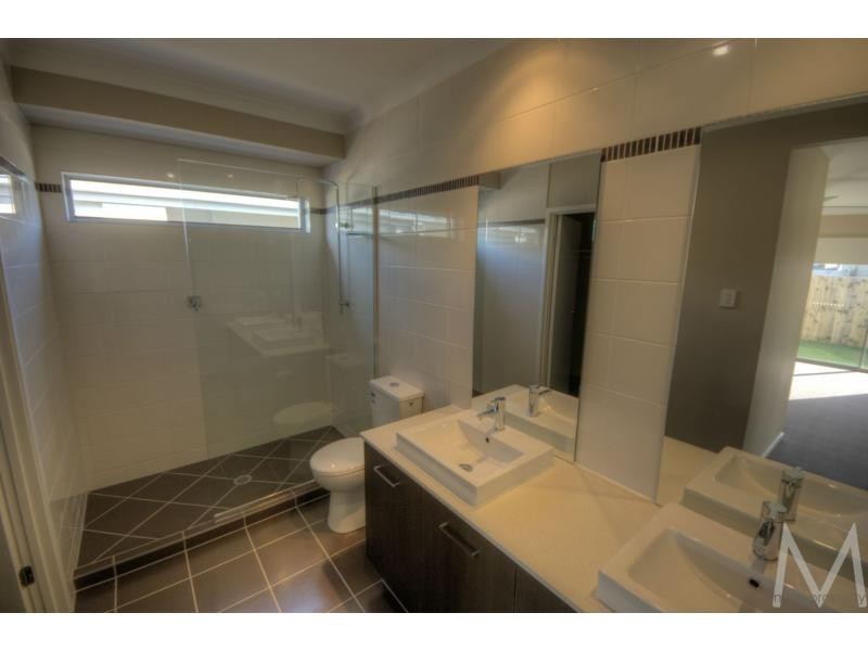 5 ALOE STREET, BRIGHTWATER, Mountain Creek QLD 4557