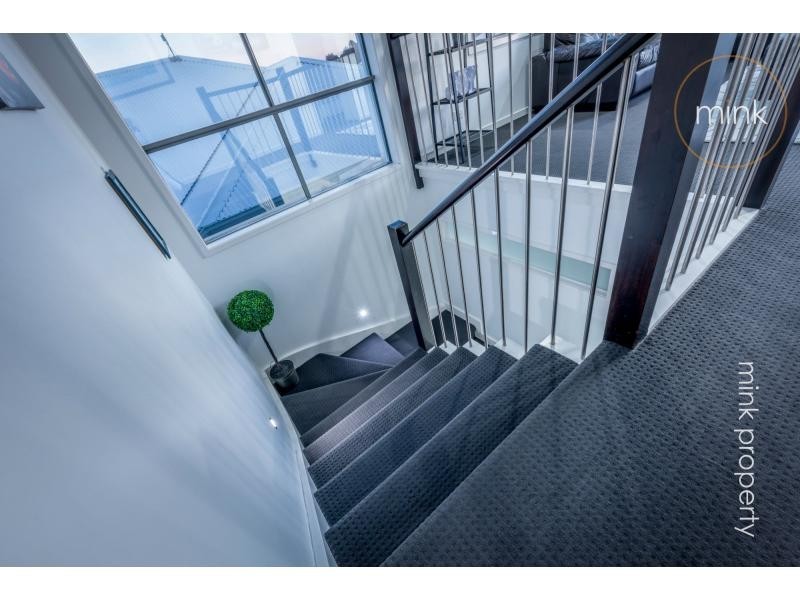 8 Yucca Court, Brightwater, Mountain Creek QLD 4557
