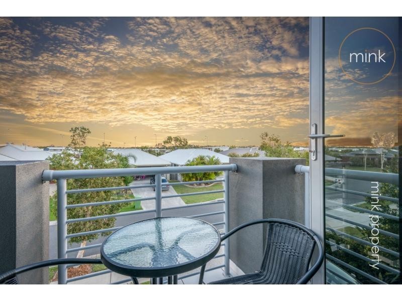 8 Yucca Court, Brightwater, Mountain Creek QLD 4557