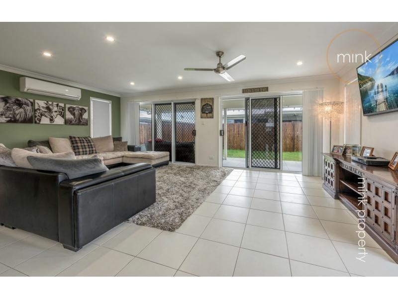 44 Petrel Crescent, Brightwater, Mountain Creek QLD 4557