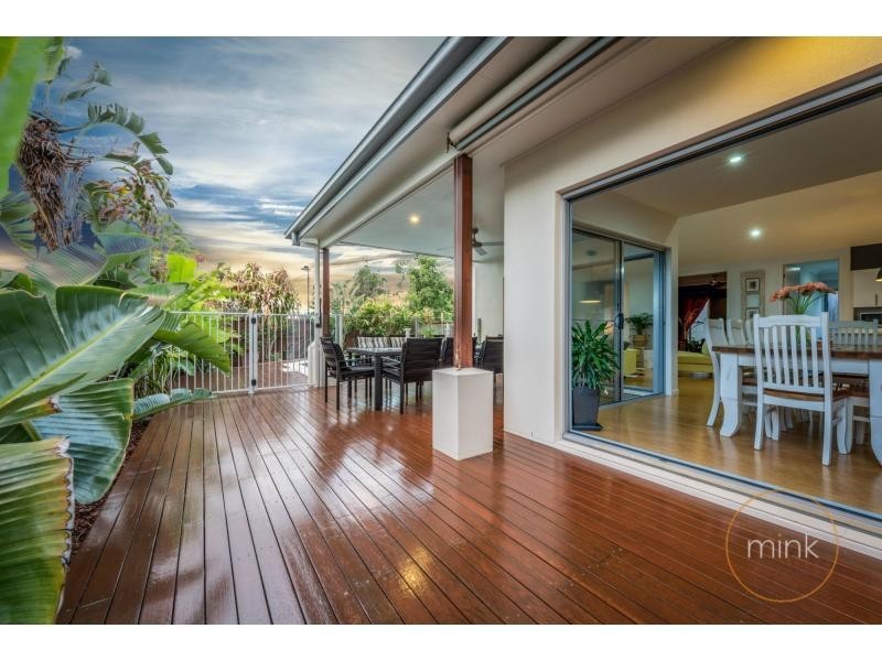 1 Riflebird Place, Brightwater, Mountain Creek QLD 4557