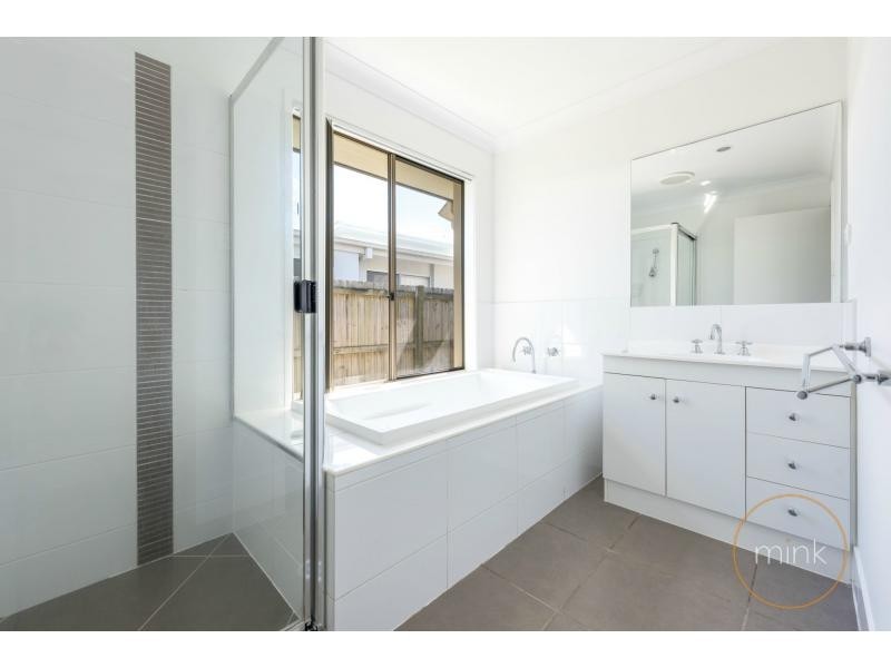 4 Myrtus Street, Brightwater, Mountain Creek QLD 4557