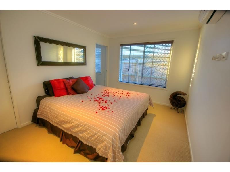 5 MAHONIA Lane, BRIGHTWATER, Mountain Creek QLD 4557