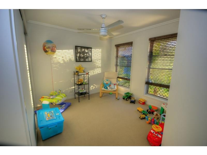 5 MAHONIA Lane, BRIGHTWATER, Mountain Creek QLD 4557