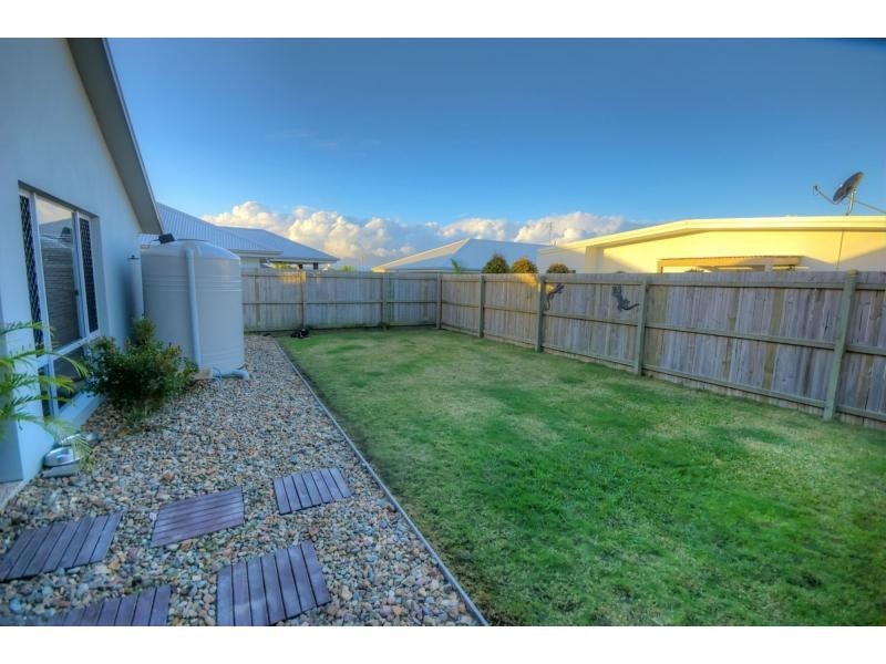5 MAHONIA Lane, BRIGHTWATER, Mountain Creek QLD 4557