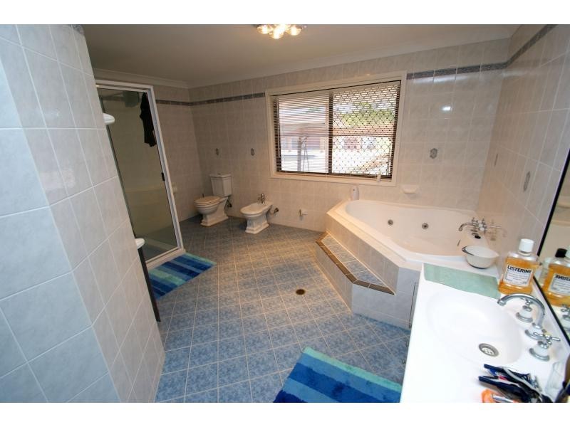 7 Gum Tree Court, Coonarr QLD 4670