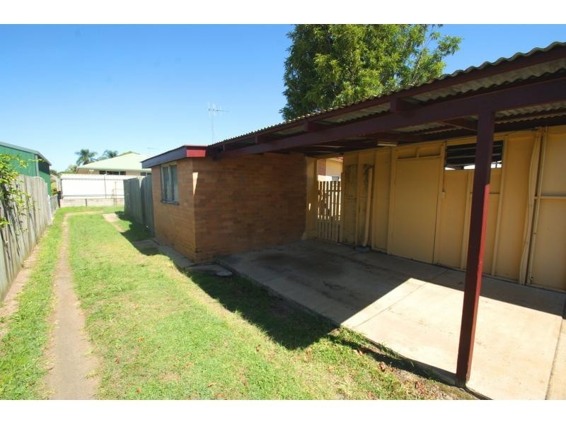 1/6 Dexter Street, Svensson Heights QLD 4670