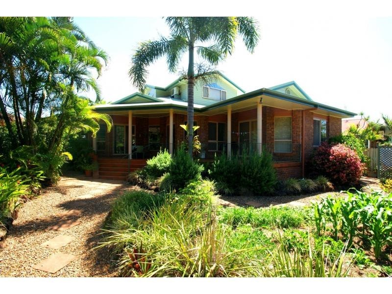 2 Lathouras Court, Bundaberg South QLD 4670