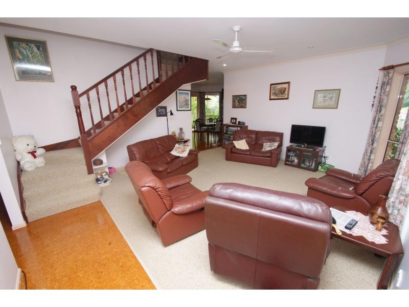 2 Lathouras Court, Bundaberg South QLD 4670