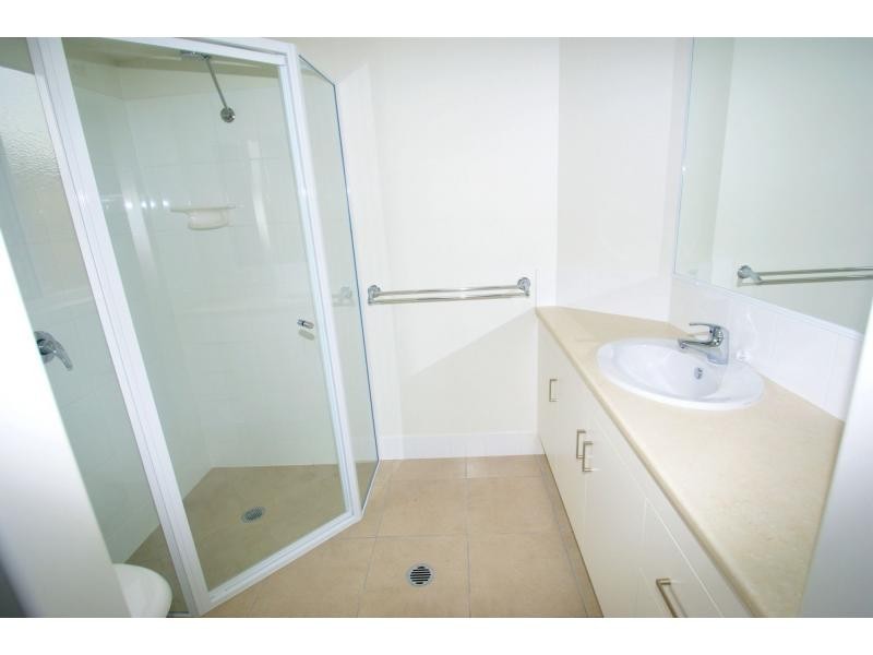 2/6 Pinnacle Court, Avoca QLD 4670