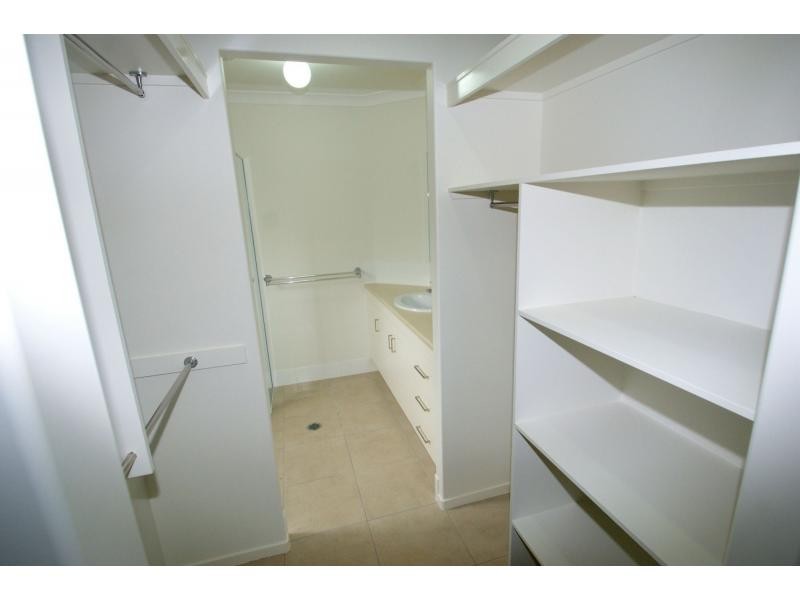 2/6 Pinnacle Court, Avoca QLD 4670