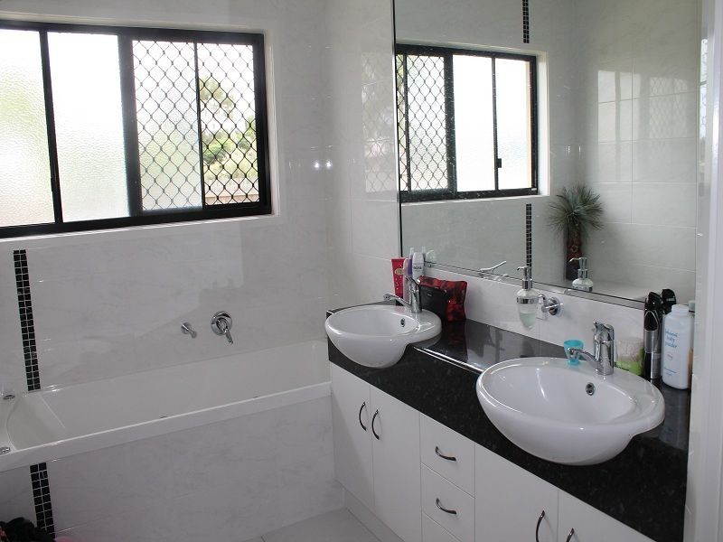 Innes Park QLD 4670