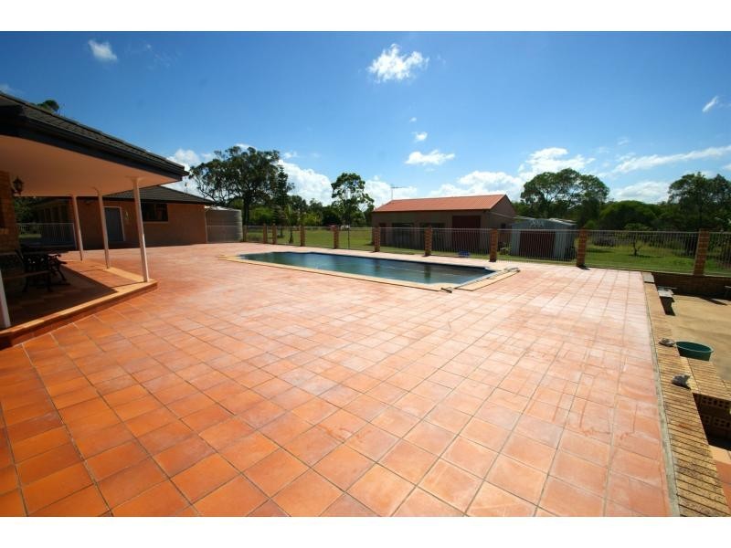 7 Gum Tree Court, Coonarr QLD 4670