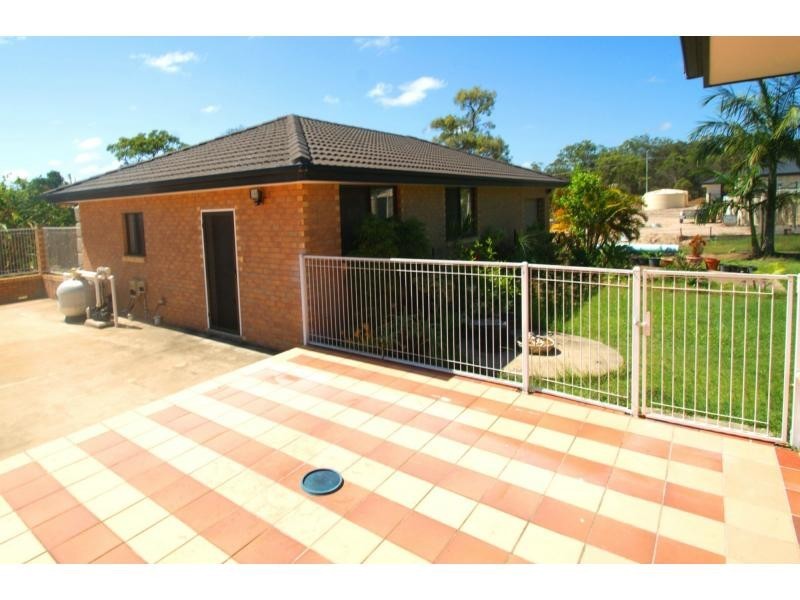 7 Gum Tree Court, Coonarr QLD 4670