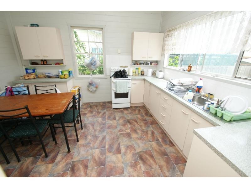 165 McCarthy Road, Avenell Heights QLD 4670