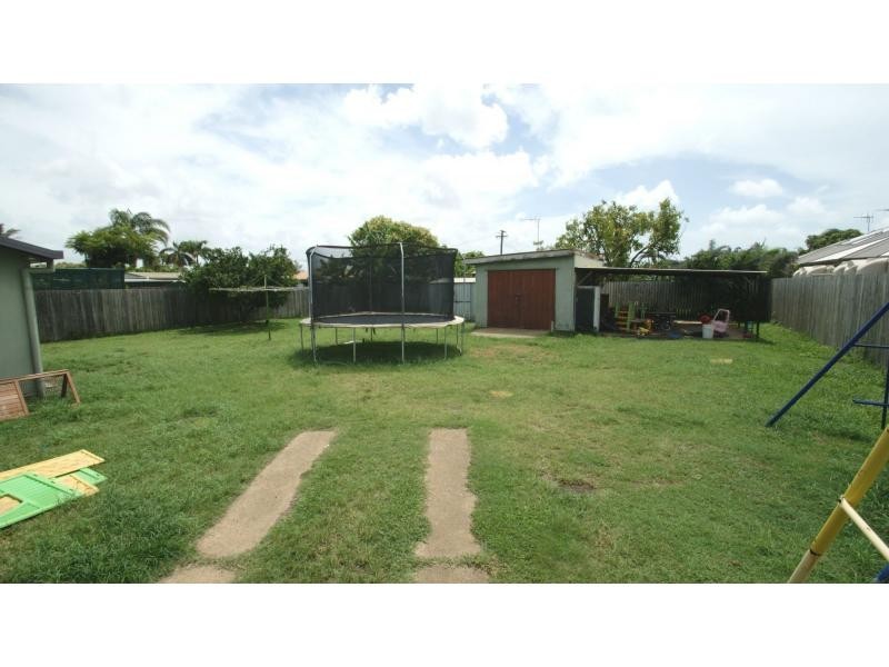 165 McCarthy Road, Avenell Heights QLD 4670