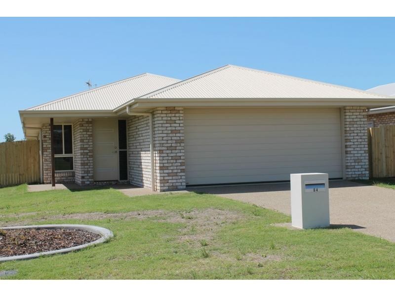 64 Neville Drive West, Branyan Estate, Branyan QLD 4670