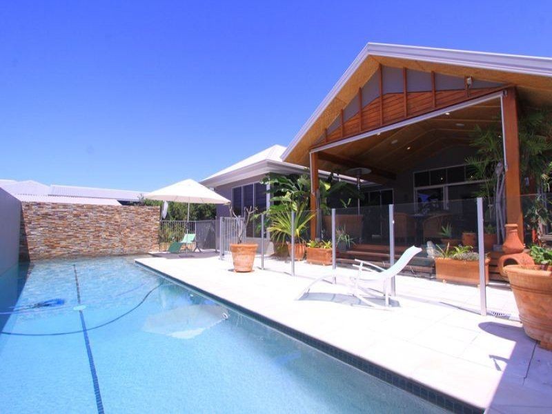 10 Andrew Close, Bargara QLD 4670