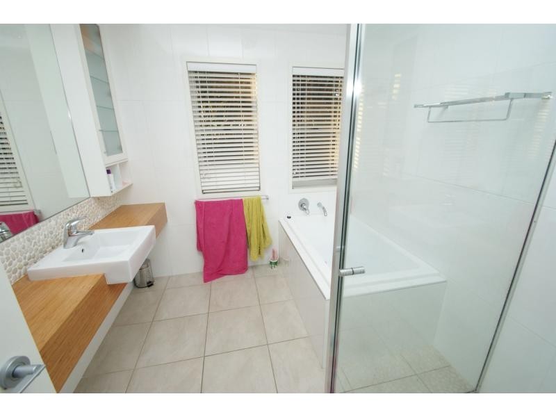 10 Andrew Close, Bargara QLD 4670