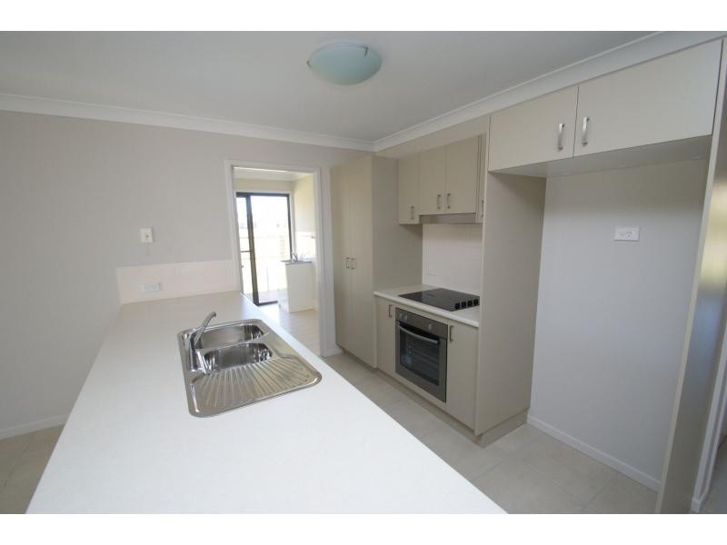 56 Neville Drive West, Branyan Estate, Branyan QLD 4670