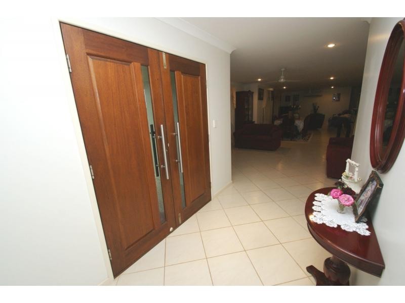 17 The Strand West, Thabeban QLD 4670