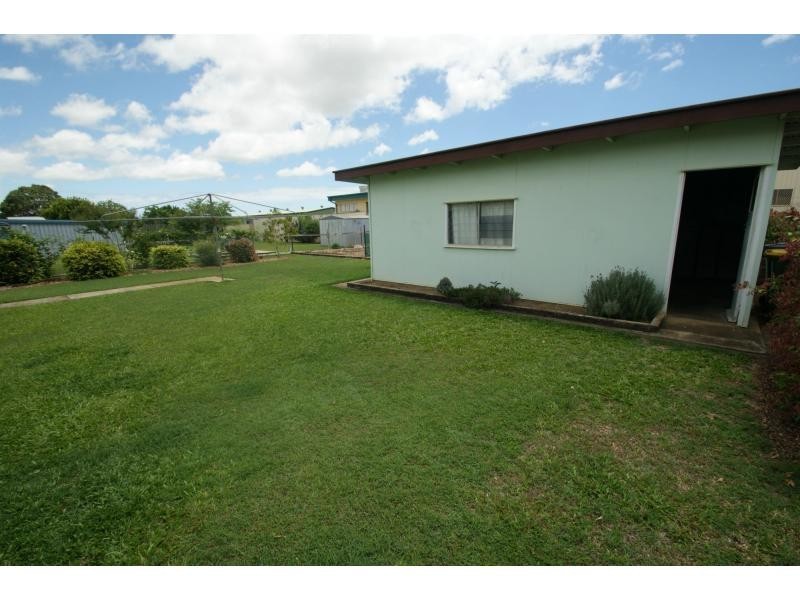 6 Novakoski Street, Kepnock QLD 4670