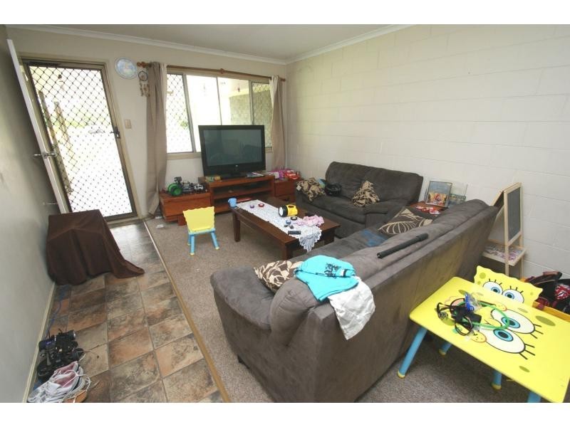 18 Hargreaves Street, Bundaberg South QLD 4670