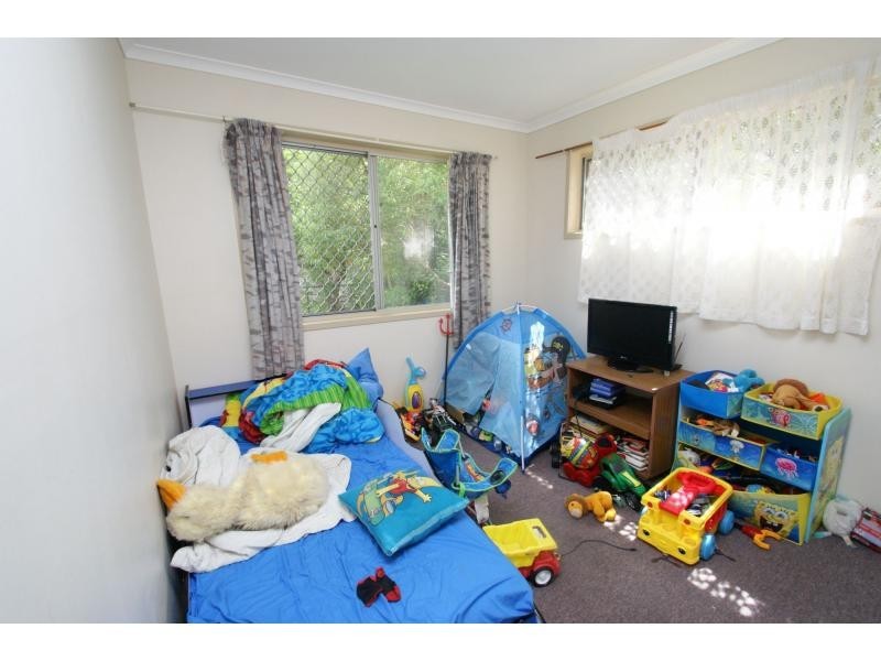 18 Hargreaves Street, Bundaberg South QLD 4670