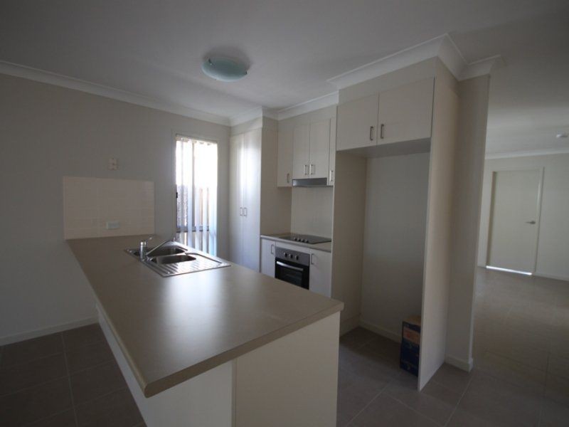 6 Waterlilly Court, Rothwell QLD 4022