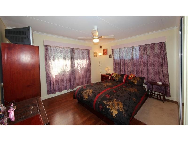10 Slocomb Street, Avenell Heights QLD 4670