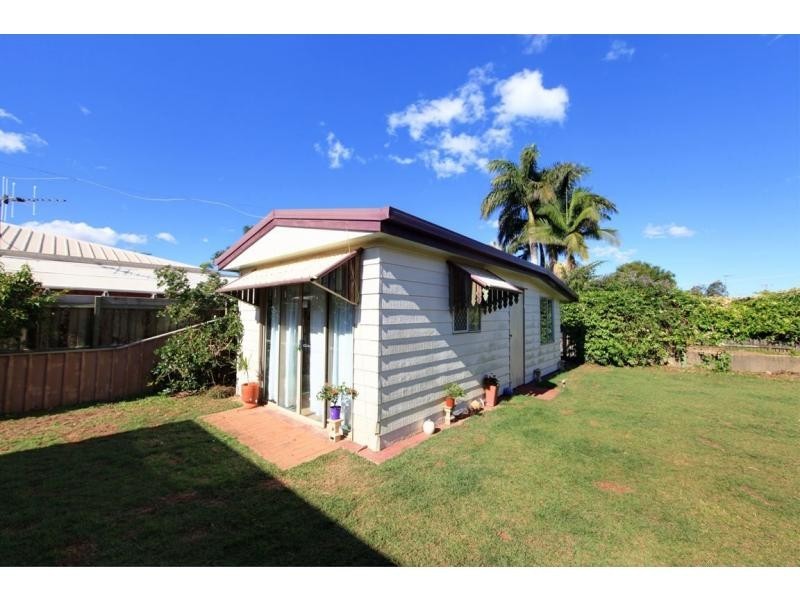 10 Slocomb Street, Avenell Heights QLD 4670